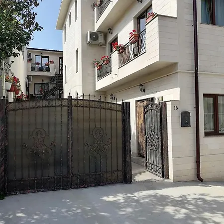 Zoe Affittacamere 3*